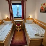Am Hochbergle Haus 108 Hébergement de vacances *